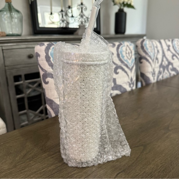 NWT Kate Spade New York Yes Tumbler with Straw White and Gold - Picture 9 of 9